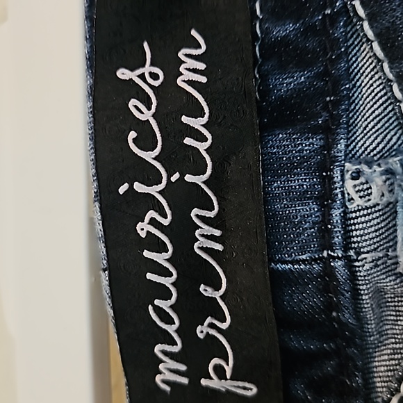 Maurices Capris - Picture 2 of 4